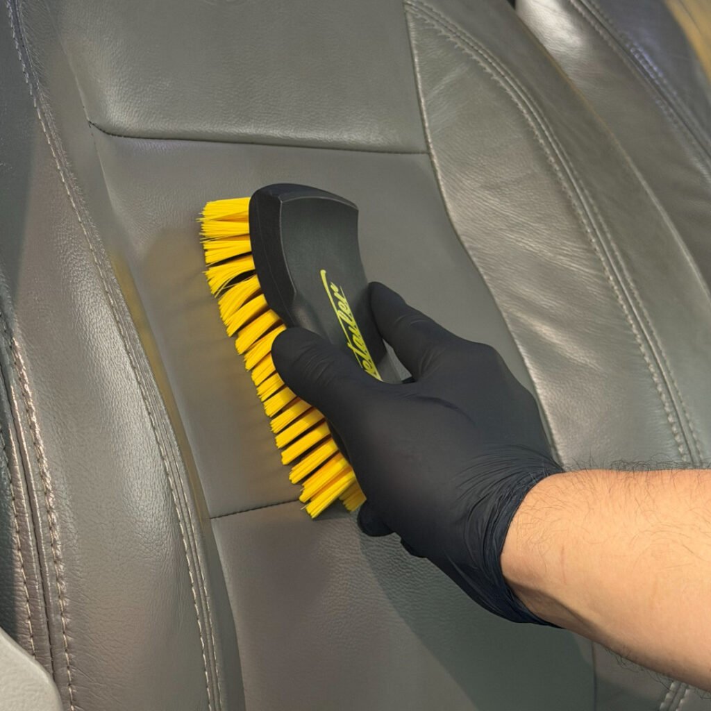 ESCOVA DE DETALHAMENTO INTERNO DETAILER 4